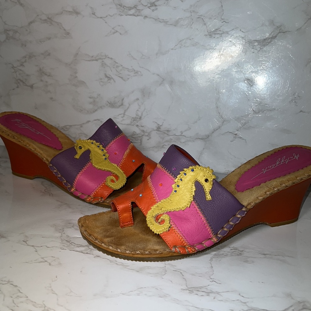 Wonderful Whimsical Seahorse Wedges! Sweet Multicolor Leather Comfortable Slides